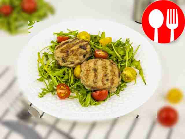 Котлеты из куриного фарша с шампиньонами в духовке Minced chicken cutlets with champignons in the oven