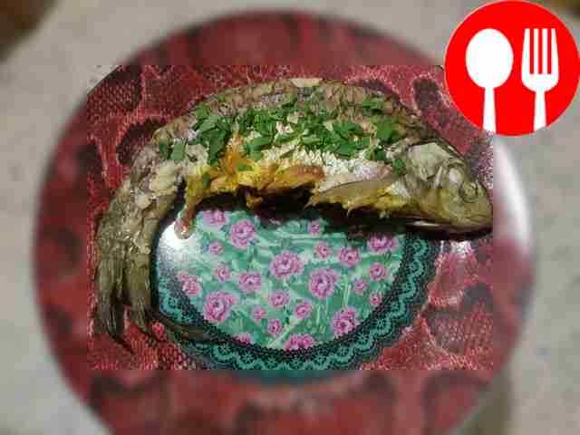 Рыба с начинкой из овощей и фруктов