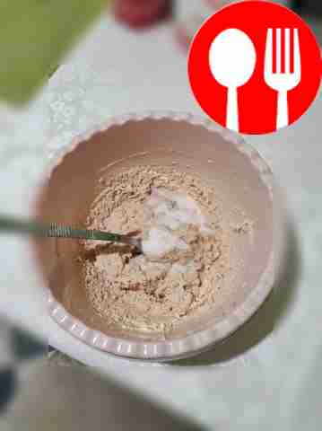 Add sugar and vanilla sugar or vanillin and...