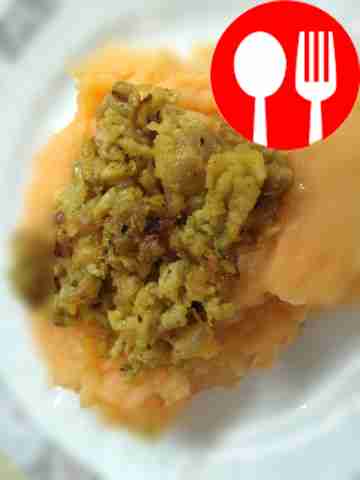 Sweet potato puree with fried bacon