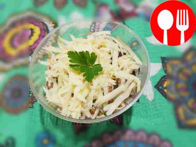 Rabbit and nut salad