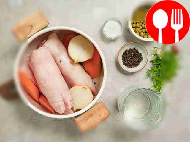 Boil meat and vegetables for jellied meat....