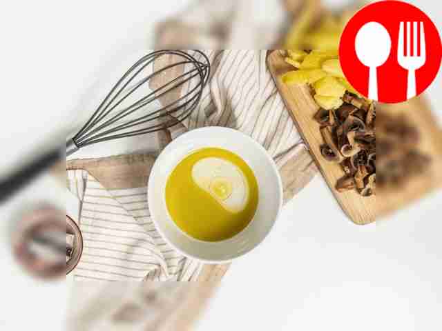 Make a gas station. Pour vinegar into olive...