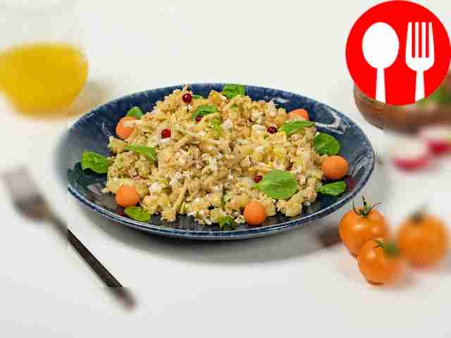 Рыбный салат с картофелем и яйцом