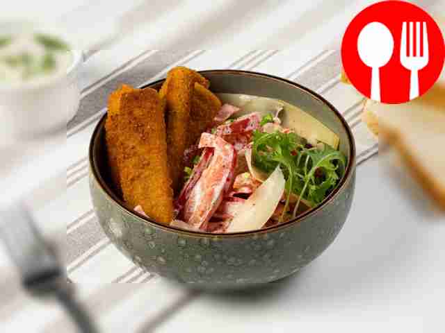 Салат с рыбными палочками