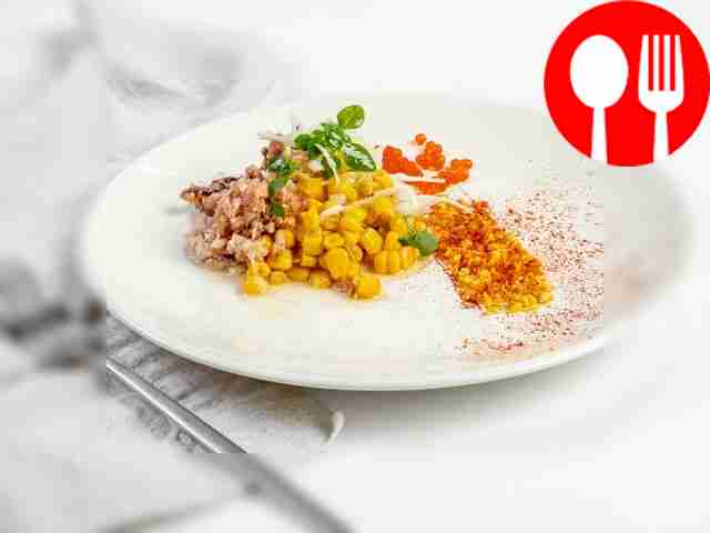 Salad with tuna and white cabbage