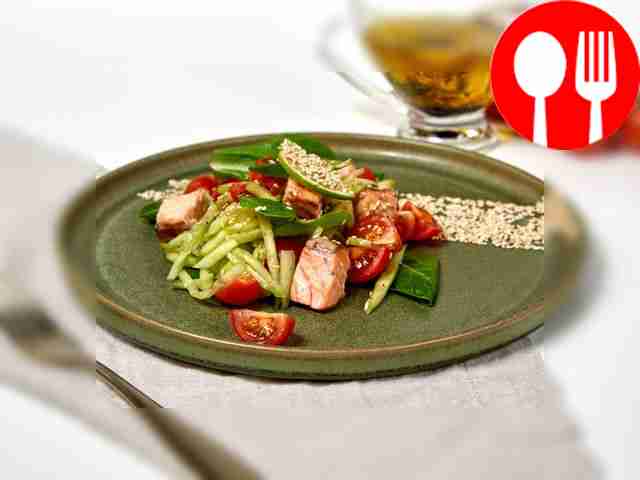 Салат рыбный с семгой