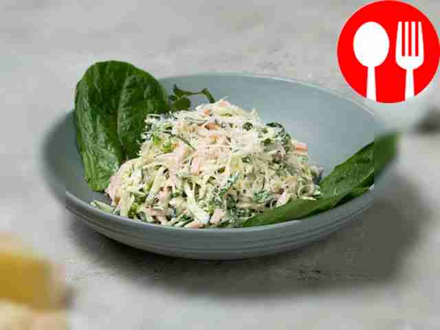 Салат «Нежность» с ветчиной, сыром, огурцом и яйцом