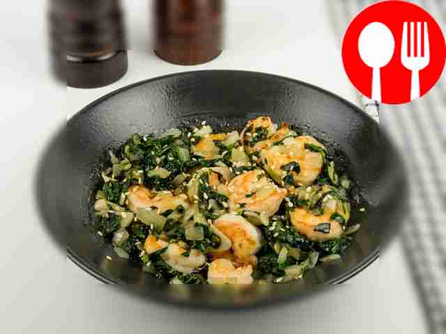 Spinach with shrimp