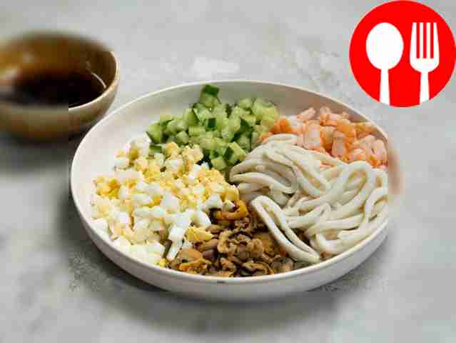 Смешайте ингредиенты, затем переложите в...