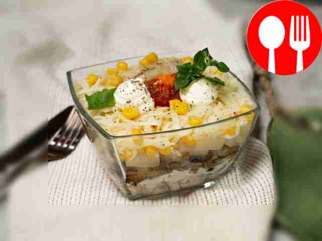 “Tsarskiy” salad with pineapple