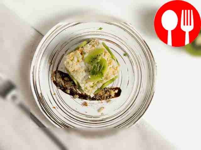 Serve the salad by garnishing it with dill...