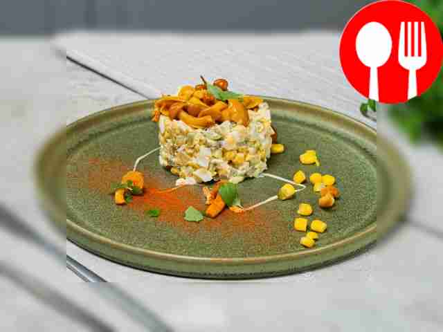 “Mushroom glade” with canned mushrooms step by step