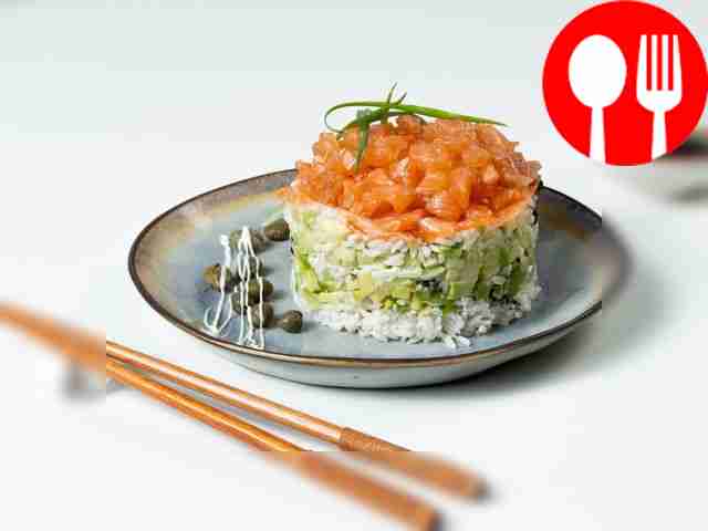 Salad-cake-sushi layers