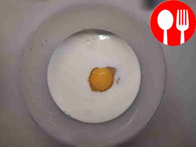 Mix milk and egg.