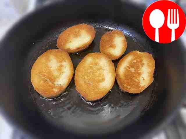 Fry them in a frying pan on 2 sides until golden brown.