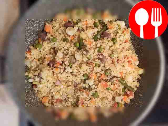 Quick bulgur with vegetables