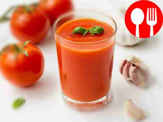 Домашний томатный сок с чесноком Homemade tomato juice with garlic