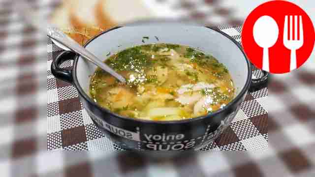 Уха из обрезков семги Salmon fish soup