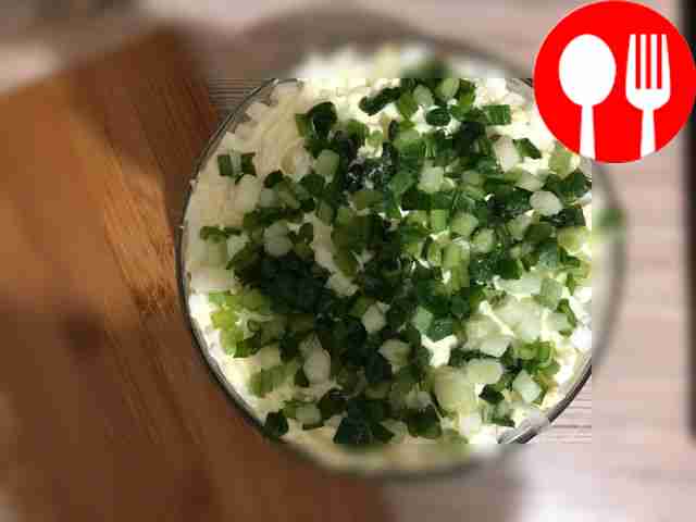 Салат «Сайра из Марокко»