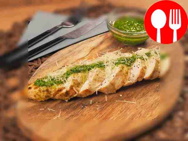 Chicken with pesto sauce