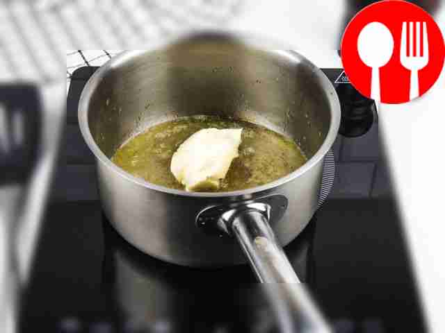 Add broth and melted cheese to the ladle.