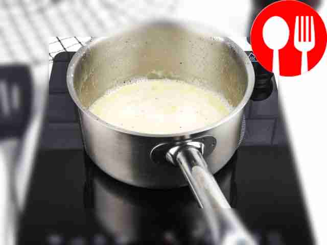 Mix all ingredients thoroughly using a wooden spatula.