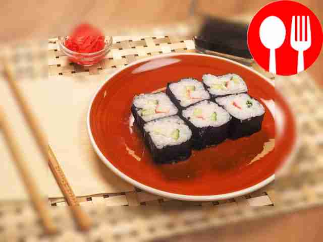 Ролл с крабовыми палочками и сыром