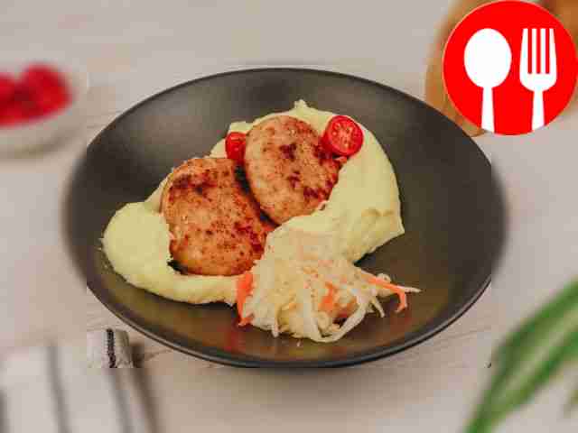 Puree with chicken cutlets and sauerkraut