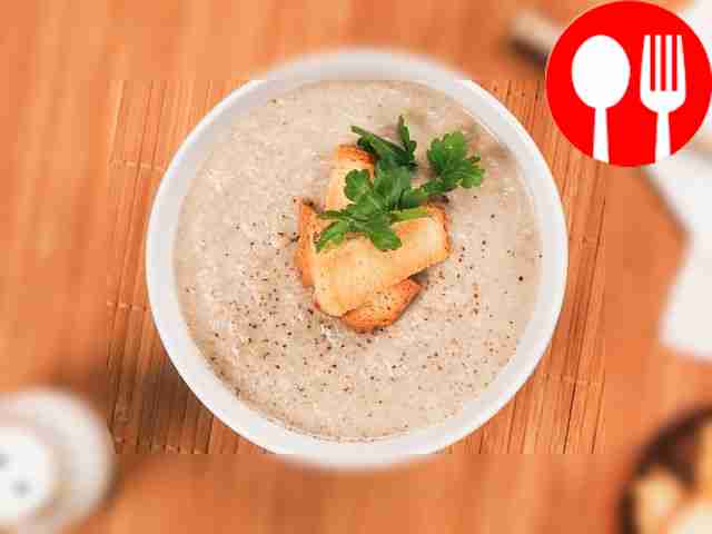 Крем-суп из шампиньонов со сливками