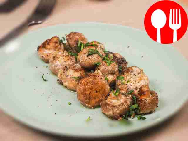 Champignons in mayonnaise in the oven