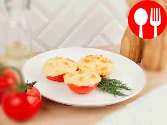 Помидоры с сыром и майонезом Tomatoes with cheese and mayonnaise
