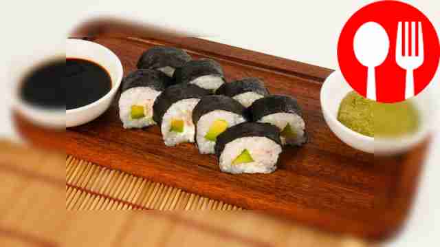 Ролл с курицей, авокадо и сыром