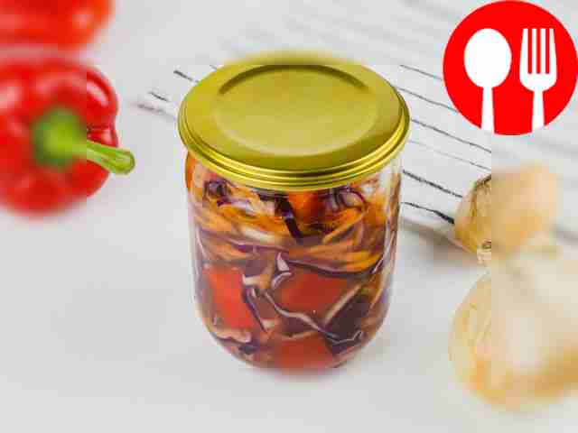 Капуста с перцем и луком на зиму