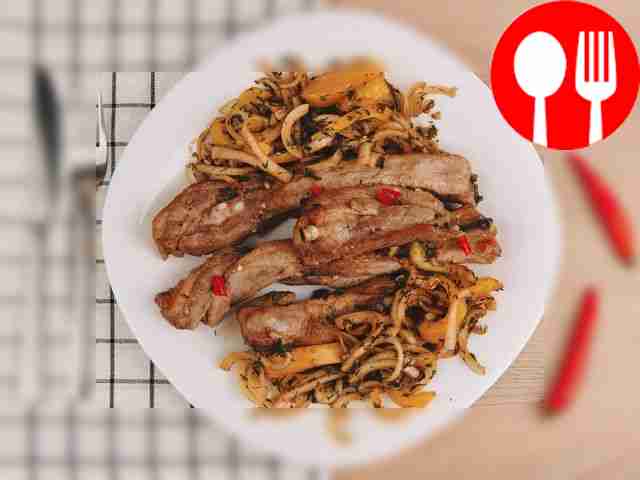 Свиные ребрышки с ароматными травами и болгарским перцем