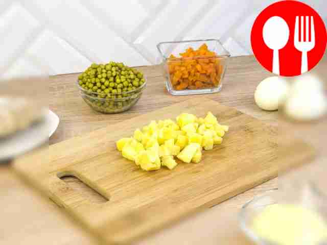 Cut the peeled potatoes into small cubes...