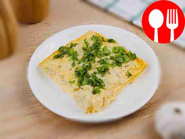 Baked cabbage in egg sauce