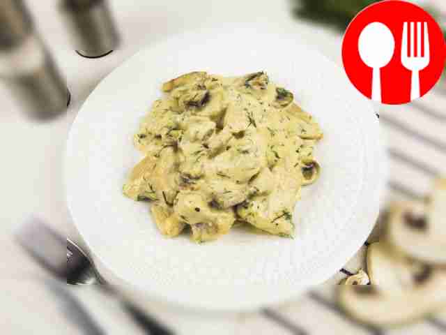 Chicken fillet with mushrooms and cheese