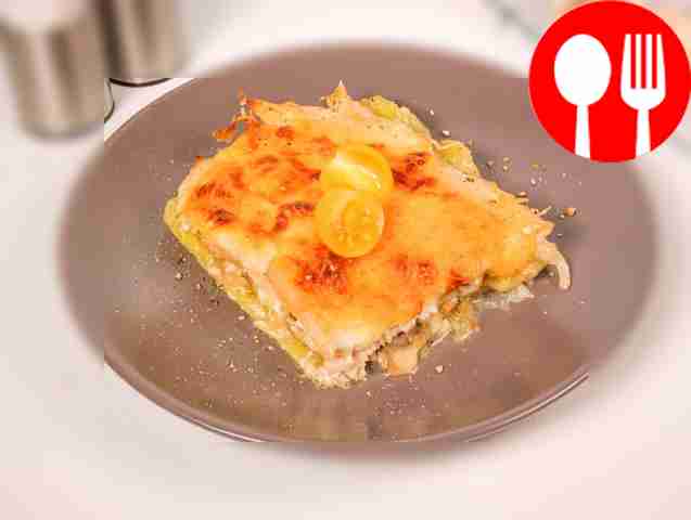 Картофельная запеканка с сыром, курицей и грибами