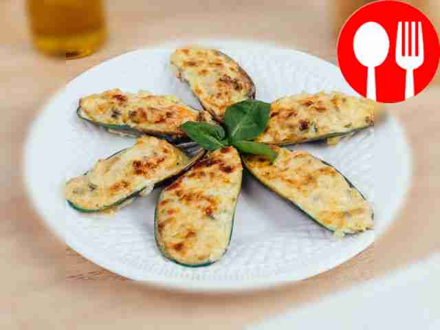 Мидии в соусе блю чиз