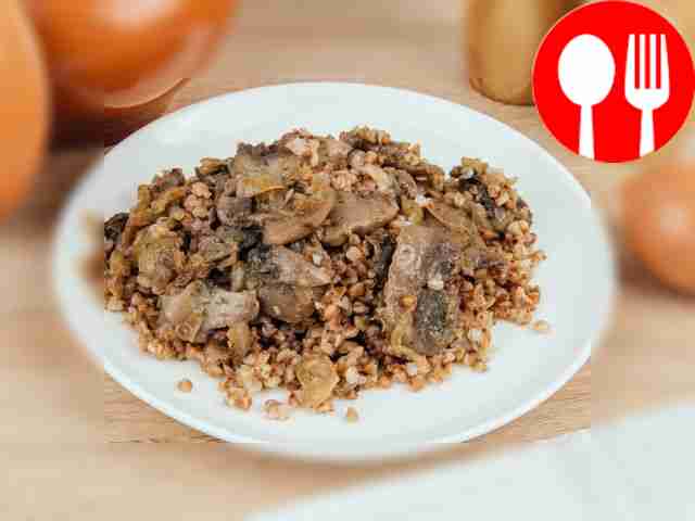 Гречка с грибами в горшочке