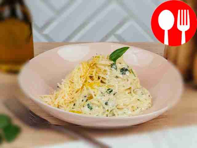 Спагетти с сыром и сливками