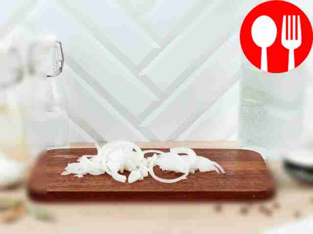 Cut the onion into half rings