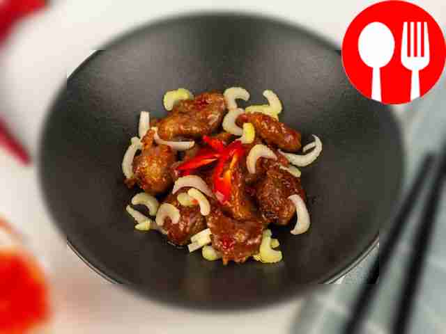 Fried pork in sweet chili sauce