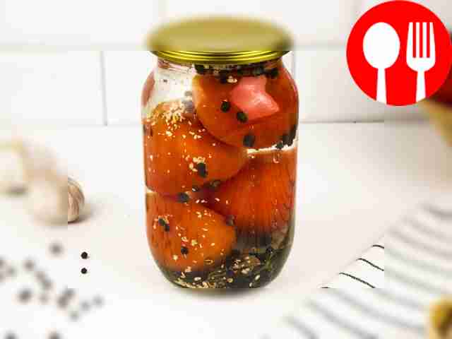 Соленые помидоры на зиму в банках