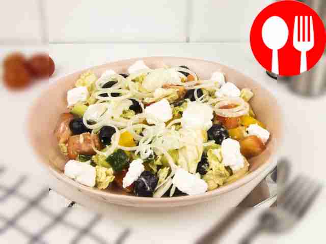 Греческий салат с пекинской капустой