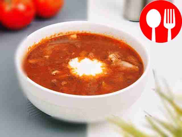 Blue cabbage soup with chicken