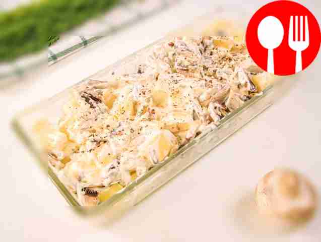 На верхний слой выложите нарезанные грибы,...