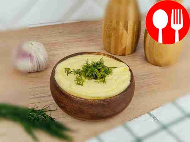 Чесночный соус с сыром