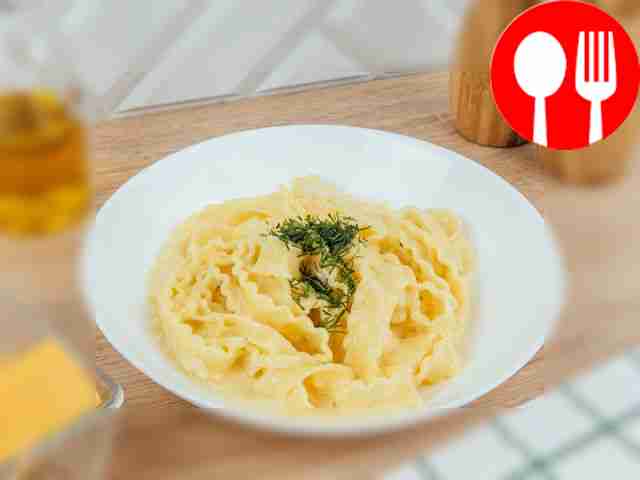 Паста с сырным соусом